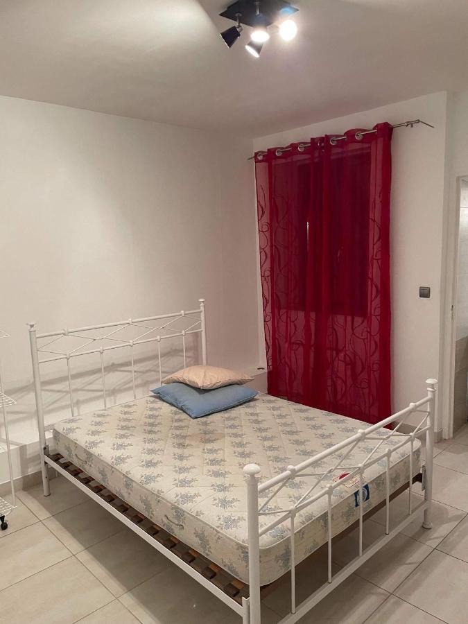 Kd - Appartement Au Coeur De Carcassone Kültér fotó